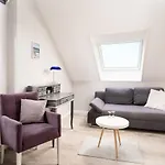 فندق Haus Am Park 4*