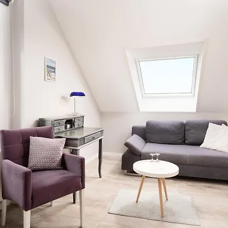 Hotel Haus Am Park 4*