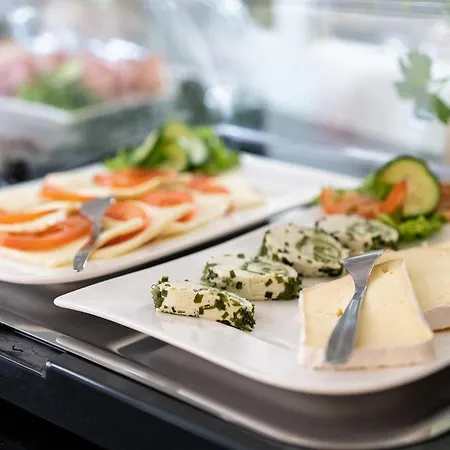 Hotel Haus Am Park 4*